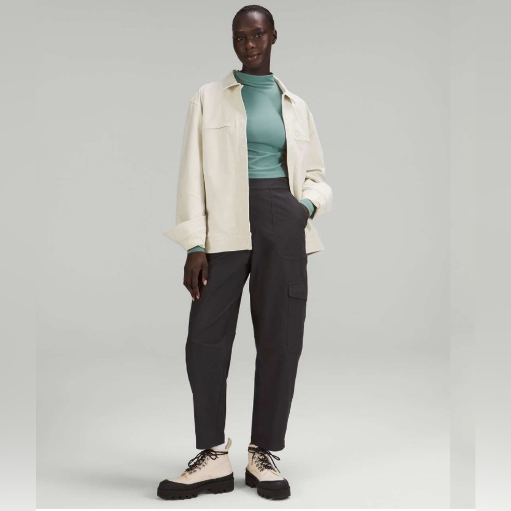 Lululemon Light Utilitech Cargo Pocket High-Rise Pant